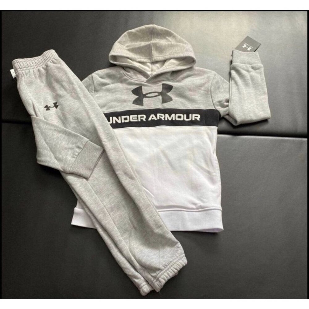 NWT Under Armour Hoodie & jogger Set Boys Size 4